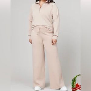 Air Essentials Set Half Zipper Pullover & Wide Leg Pants Set, 2 Piece Sweatsuit